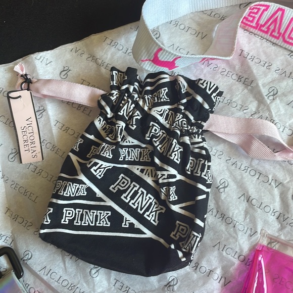 Victoria Secret set π - Picture 3 of 8